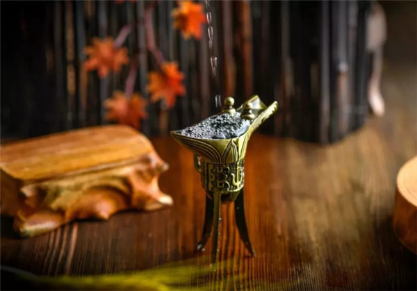 中秋酒禮丨月已滿，杯莫空，佳節(jié)有酒萬(wàn)事足！36.jpg